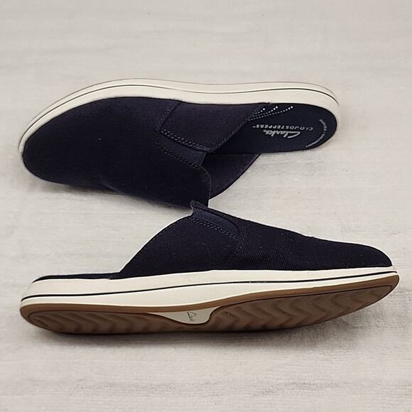 CLARKS BREEZE SHORE MULES DENIM BLUE LADIES SIZE 10 GUC - Picture 9 of 16